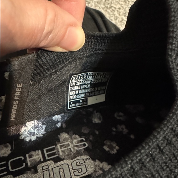 Skechers Hands Free Slip In Virtue Coral Bliss Black Sneakers Size 8.5 WIDE NEW - Picture 10 of 12